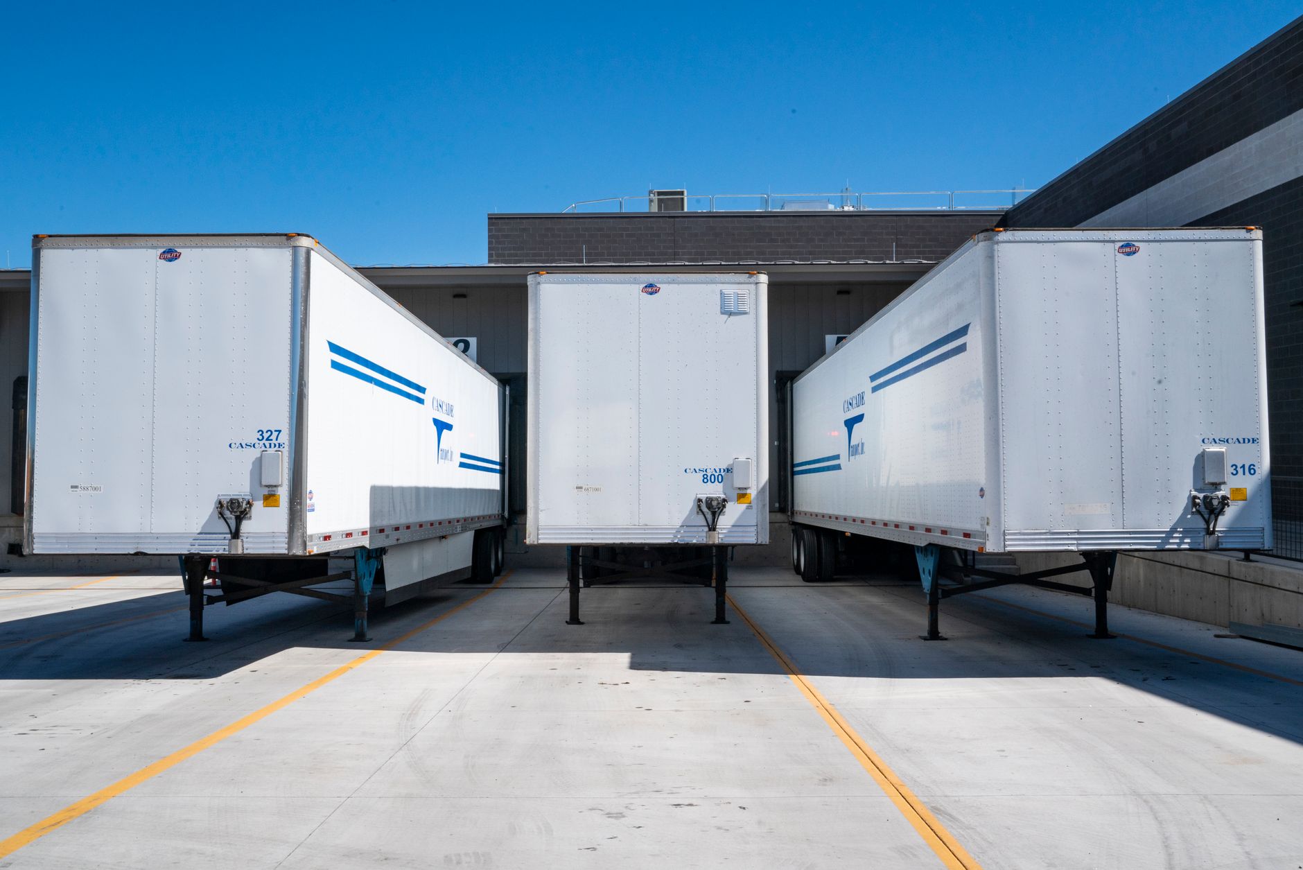 6x12 enclosed cargo trailer — view 1